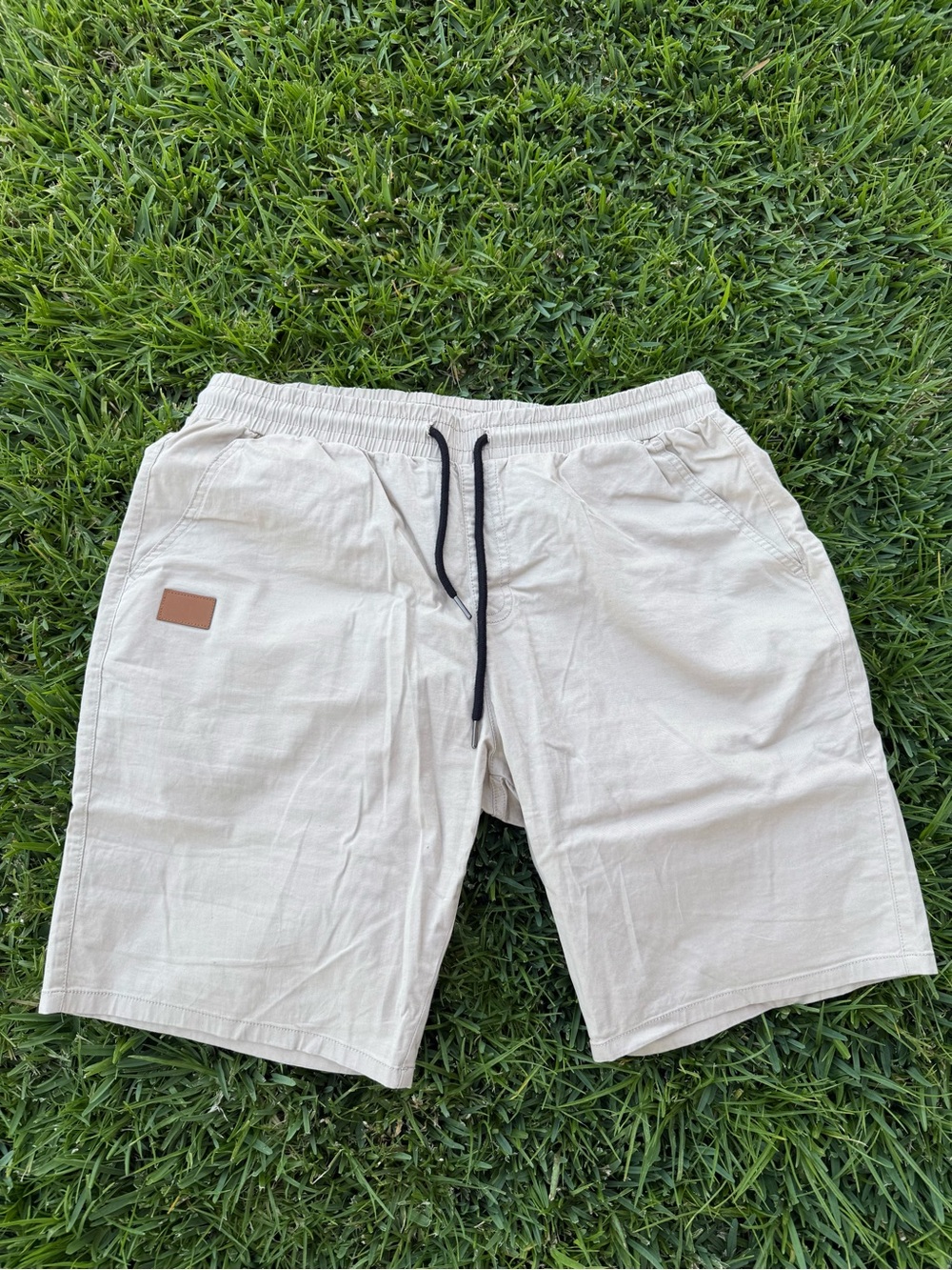 Men’s Casual Tan Jmierr Cargo Shorts With Brown Patch Size 36 L